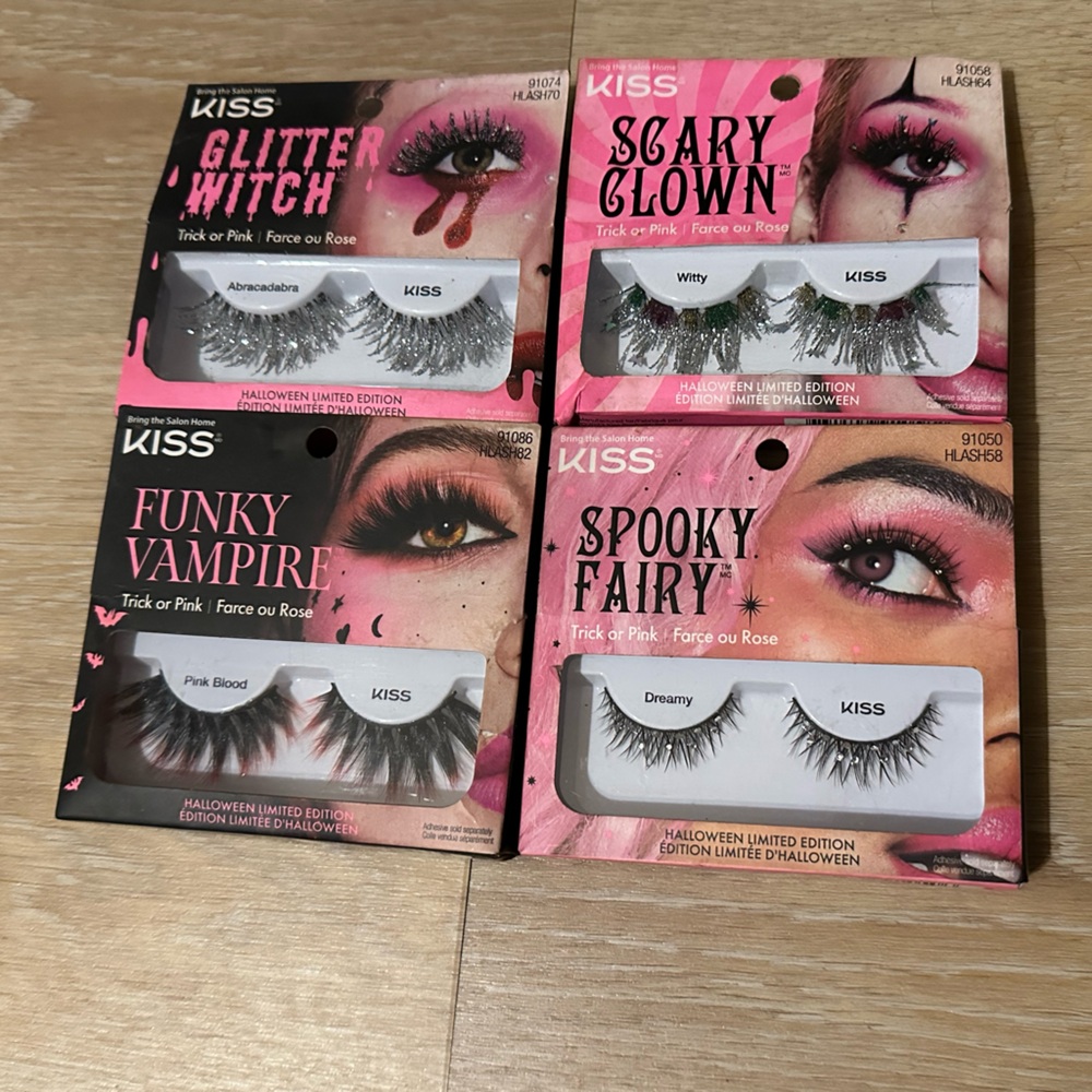 LIMITED EDITION KISS FAKE LASHES